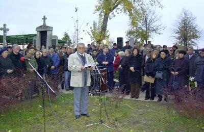 Emlékbeszéd a temerini tömegsírnál